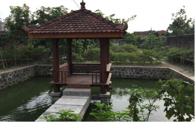 Manyar Sewu Homestay