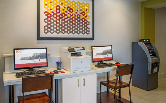 Holiday Inn Express Nags Head Oceanfront by IHG