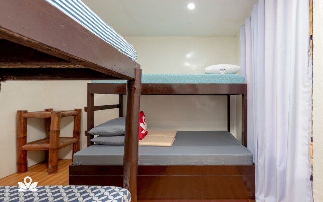 Zen Rooms Basic Junsims Siargao