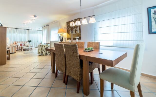 Travel Habitat Casa Perellonet