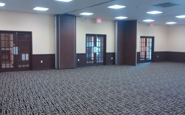 Days Inn By Wyndham Titusville Kennedy Space Center