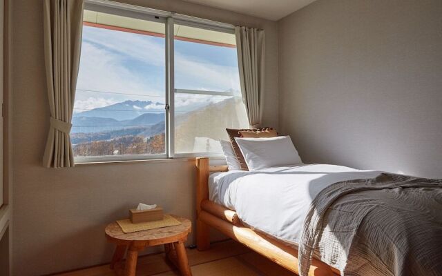 Canopy Cortina Lodge
