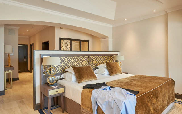 Dona Filipa Hotel