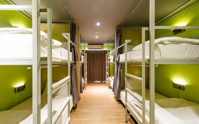 Siamaze Hostel