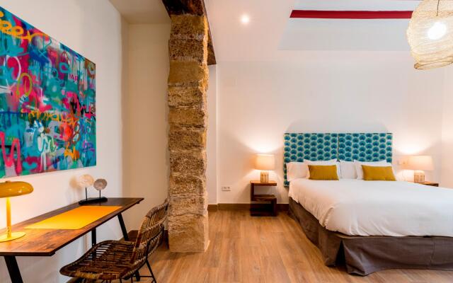 Magnificent 4 bedroom apartment in Cadiz center. San Antonio V