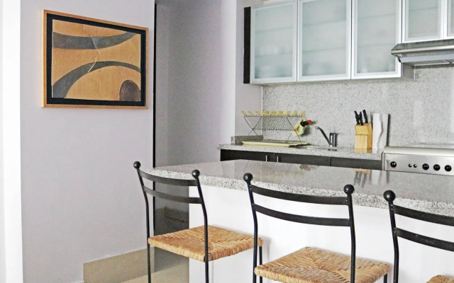 Puerta Alameda Suites