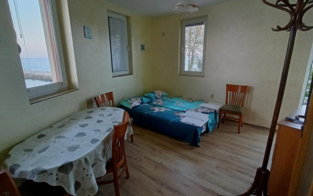 Nikolovi Home Apartments