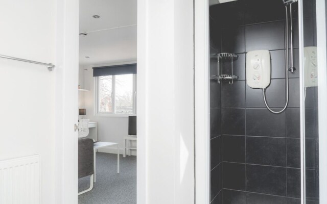 Platinum SA - Sefton Suites