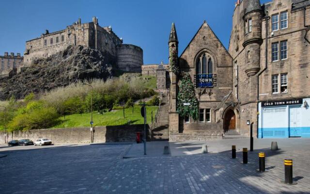 Castle Vista, Grassmarket Apartment