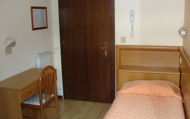 Hotel Astra