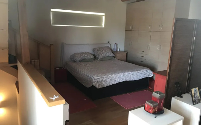 Beautiful Spacious apt in Nea Makri
