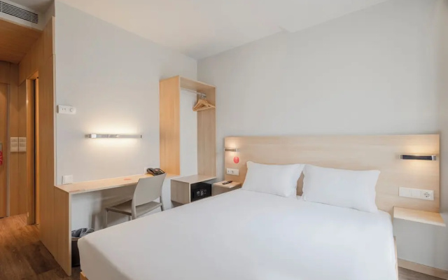 Moov Hotel Porto Centro - Image 6
