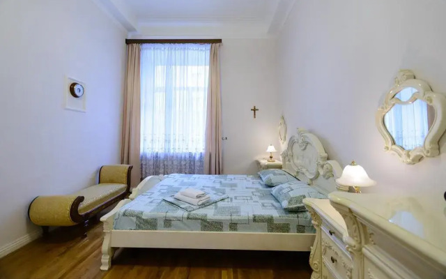 Kiev Accommodation Apartments on Bankova St.