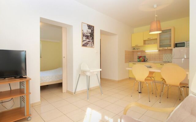 Apartment 1804