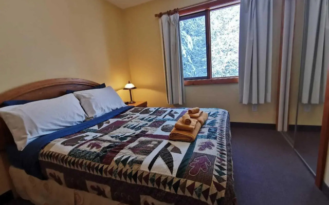 Alpine Meadows Lodge