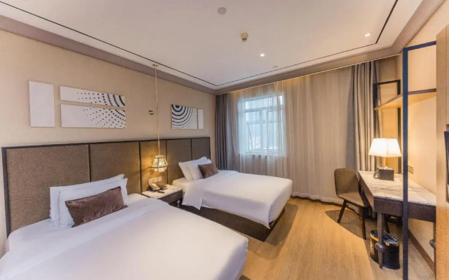 Yitel Premium (Shanghai Wujiaochang Metro Station)