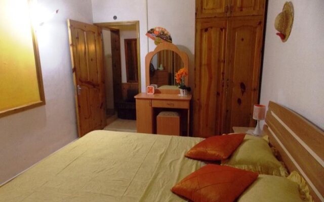 Le Manoir Guest House