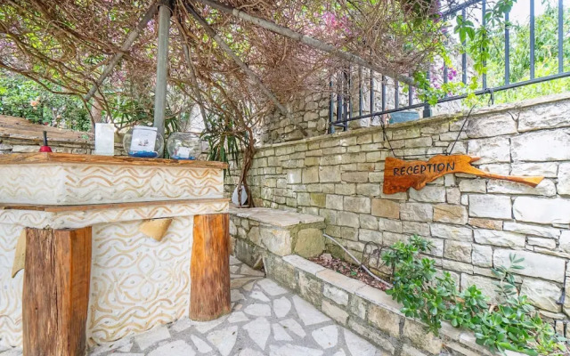 Lefkas Apt in Gaios With 1 Bedrooms and 1 Bathrooms