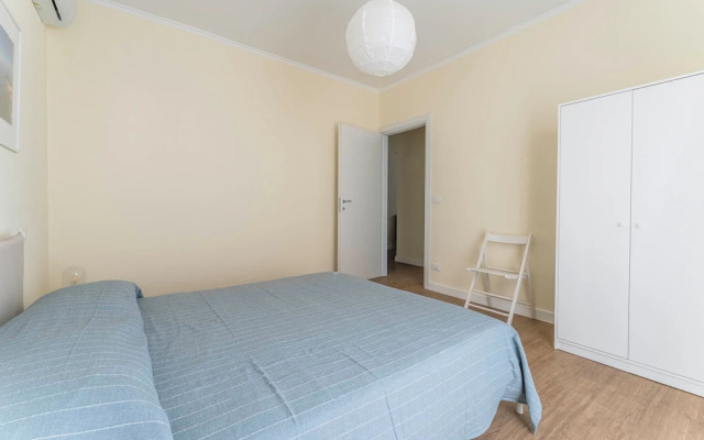 Spacious Apartment In Sori With Terrace