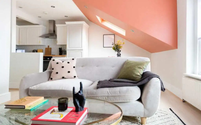 The Kilburn Escape - Modern & Bright 1bdr Apartment With Balcony