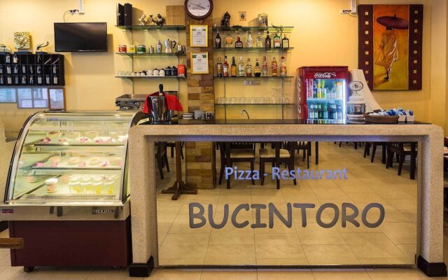 "room in Guest Room - Bucintoro Restaurant & Guesthouse Belvedere - Central Double Room With Ac & Wifi"