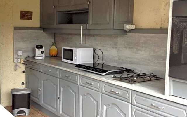 le lutin sur le toit