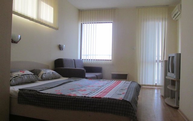 Cherry Sozopol Guest House