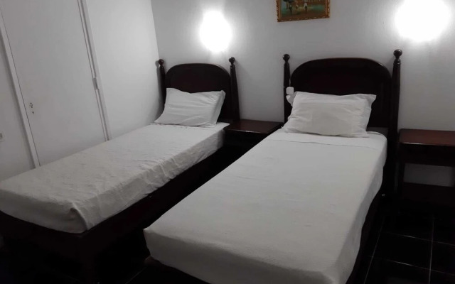 Residencial Miradoiro Guest House