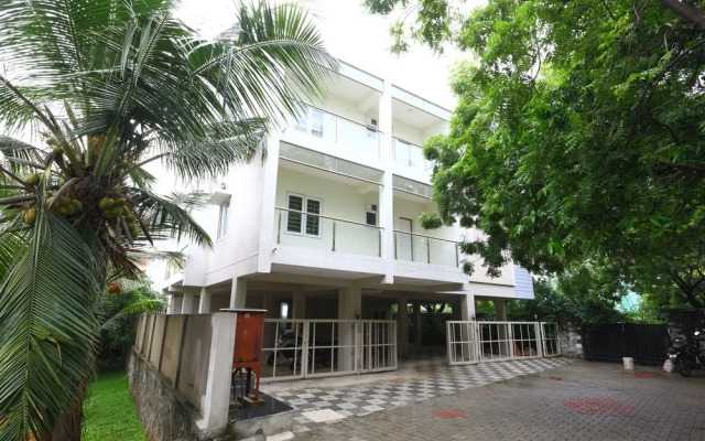 OYO 10123 The Posh Residency