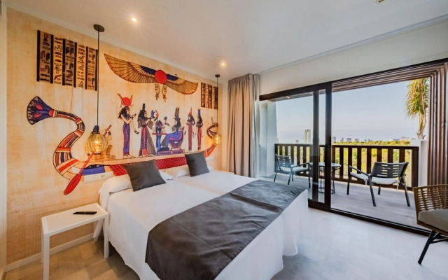 Four Points® by Sheraton Costa Blanca Villas