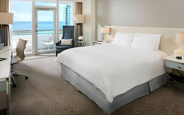 Fontainebleau Miami Beach