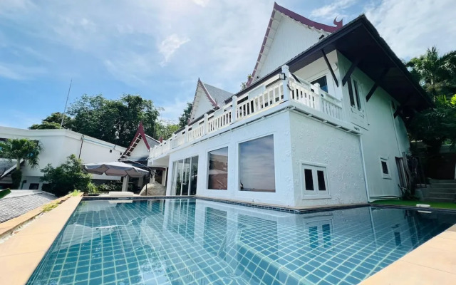 Moonlight Panorama Ocean Villas by RESAVA
