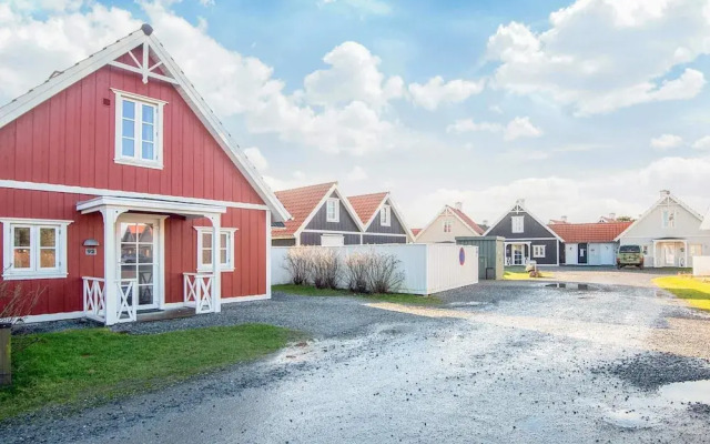 6 Person Holiday Home in Blavand