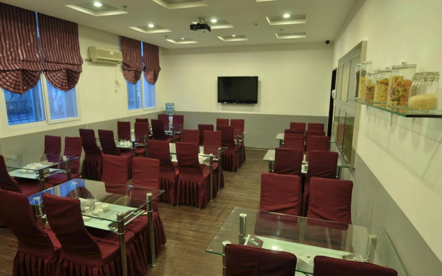 Super 8 Hotel Beijing Beitaipingzhuang