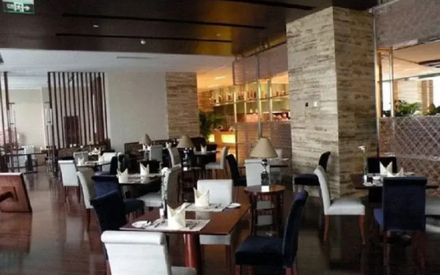 Vanwarm Hotel