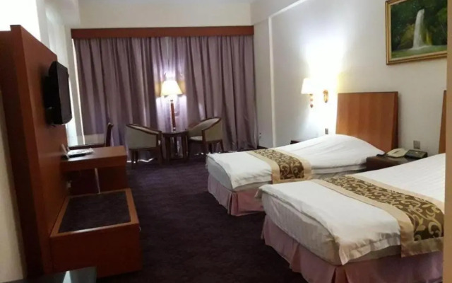 Kiulap Plaza Hotel