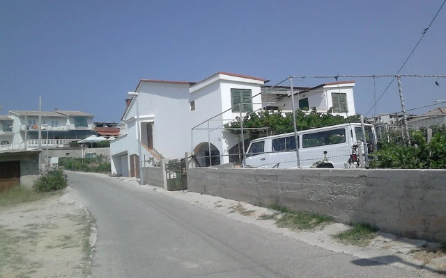 Stunning 1-bed Apartment in Zubovići