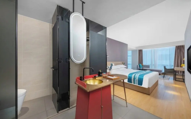 Lw International Hotel