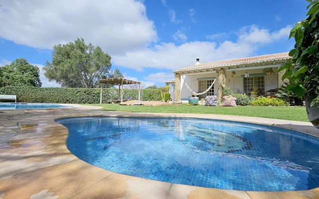 Toca do Fradinho - Pera 3 7Km da Praia