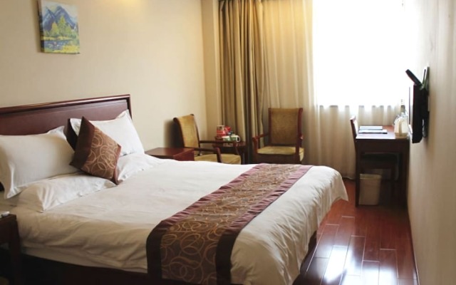 Greentree Inn Shanghai Zhujing Business Hotel