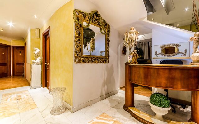 Luxury Rooms H 2000 Roma