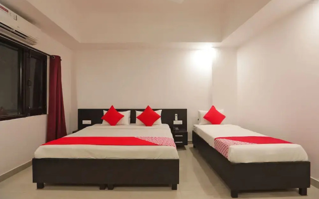 OYO 43440 Hotel Belmorrise