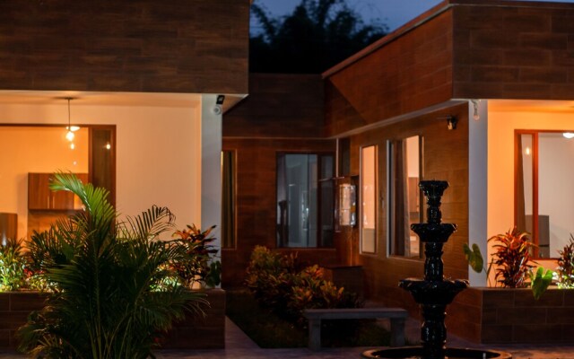 Toucan Platinum Suites Aparthotel