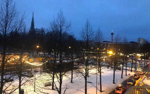 Perheasunto keskustassa