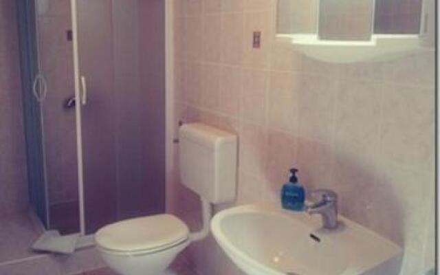 Guesthouse Lopar (824)