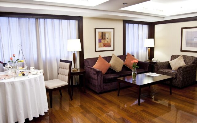 Golden Eagle Crown Executive Apartment