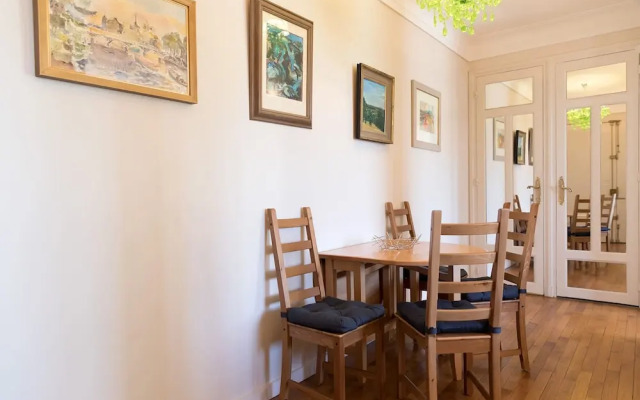Eiffel Park Peaceful 1 Bedroom Apt Near the Eiffel Tower