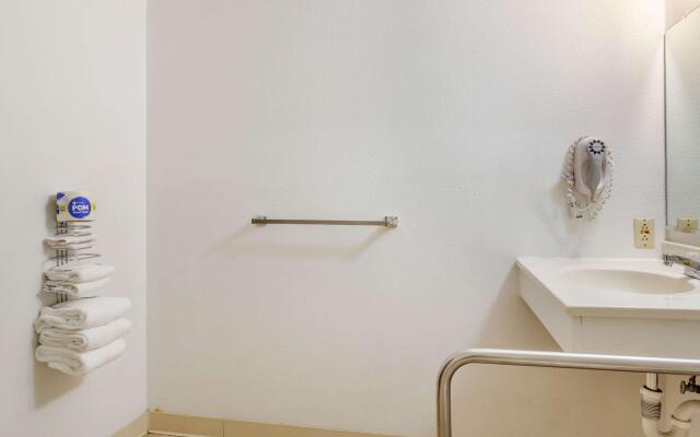 Motel 6 Brighton CO Denver Northeast