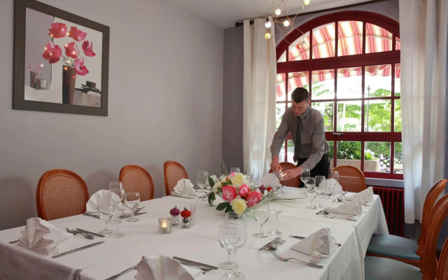 Sure Hotel by Best Western Saint-Quentin Ouest Le pot d'étain