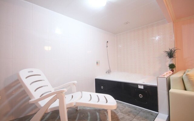 Vitamin Motel